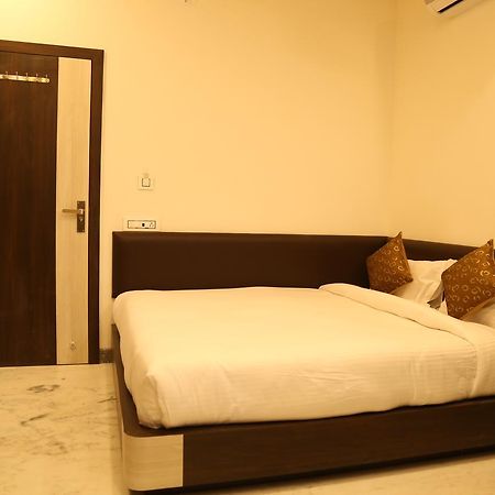 Hotel Delight Udaipur Bagian luar foto