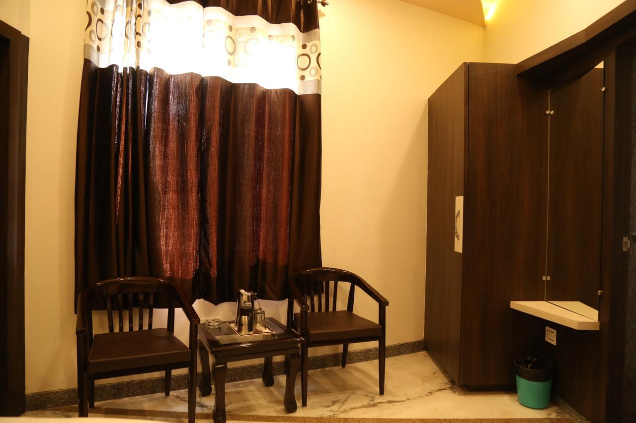 Hotel Delight Udaipur Bagian luar foto
